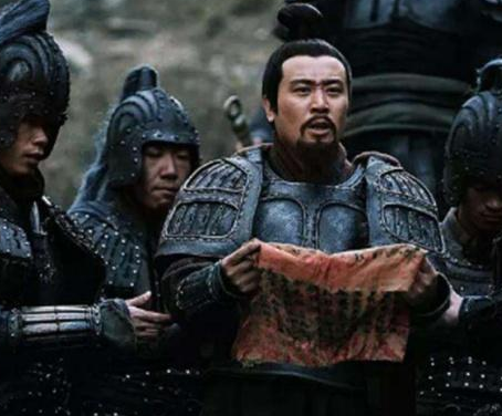 徐州大战双方的兵力差不多 为什么刘备会败的那么惨呢